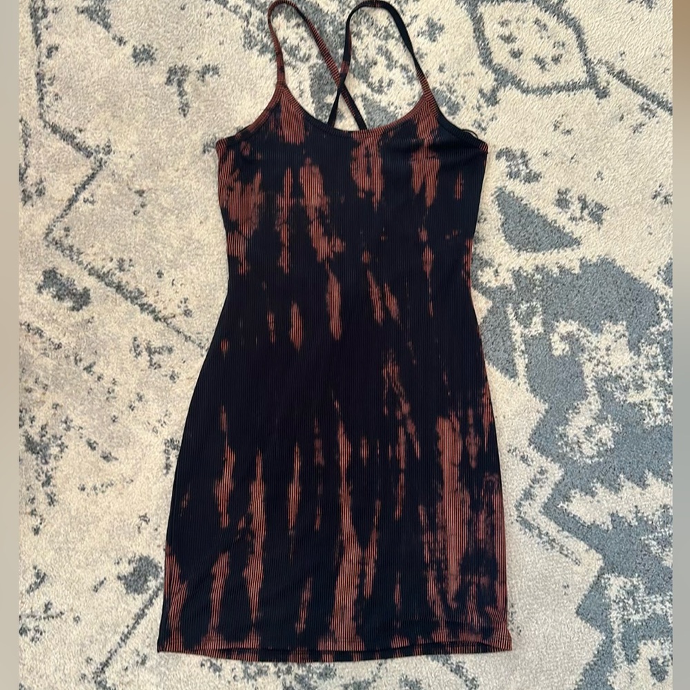 Dress - Picture 4 of 5